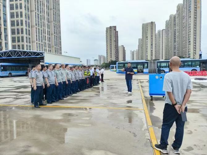 厦门公交消防升级！中科永安移动式灭火装置筑牢防线