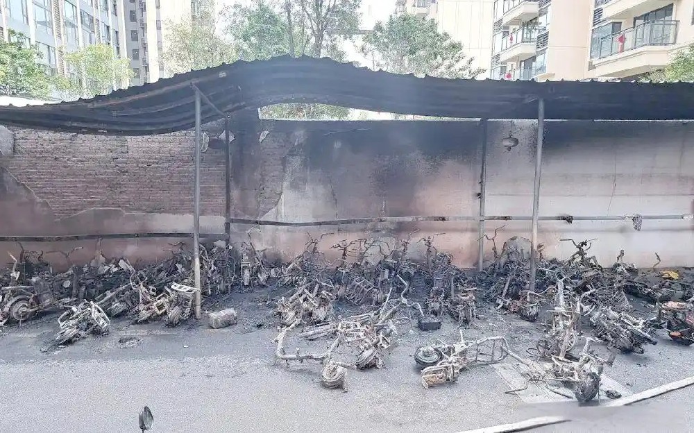 电动车棚起火不用愁！中科永安灭火方案守护社区安全