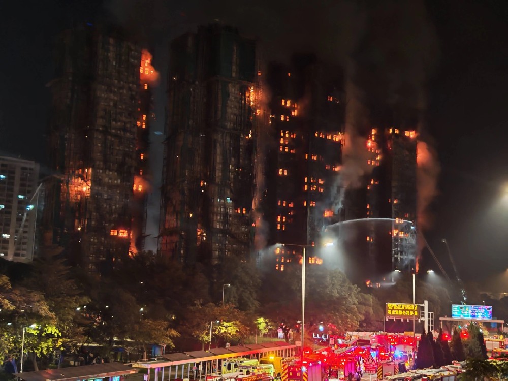 香港大埔火灾敲响警钟!新能源时代,锂电火灾该如何防与救？